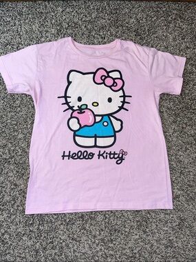 Girls Sanrio Hello Kitty tee shirt size large 10/12